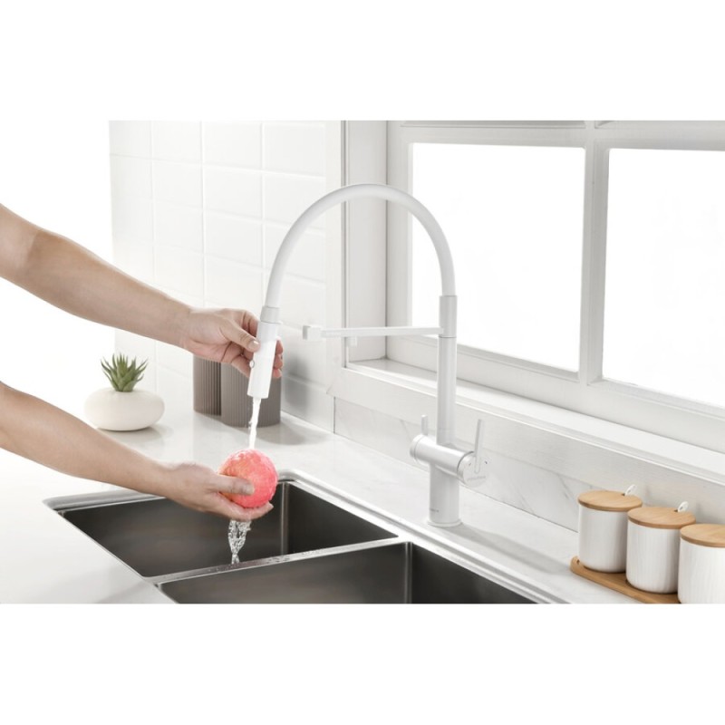 Смеситель Paulmark Gravity Gr213888-WH для кухонной мойки под фильтр, белый матовый