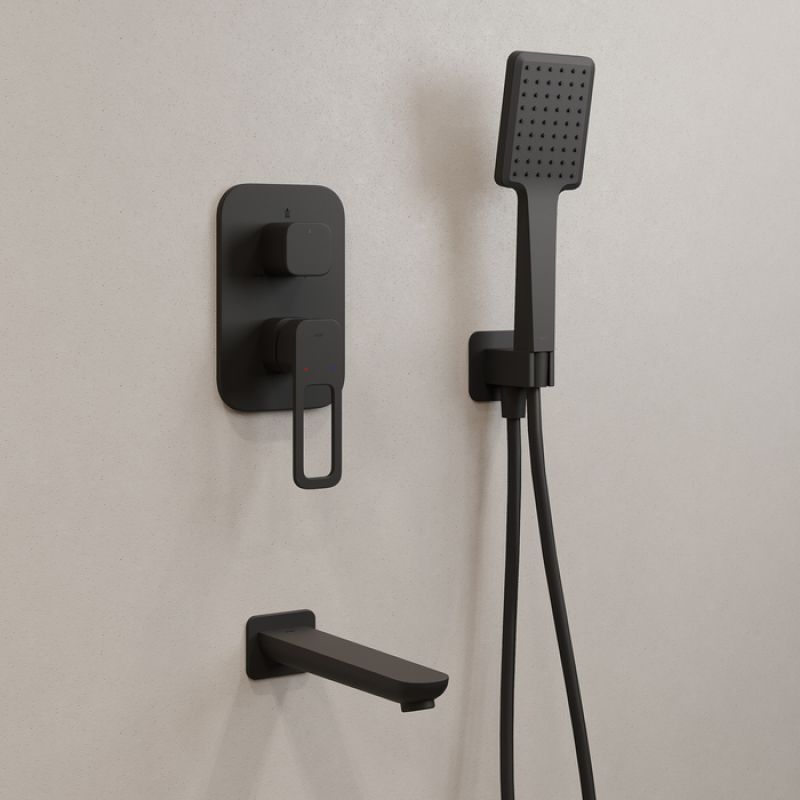 Душевая система Iddis Slide SLIBL03i68 Черная матовая