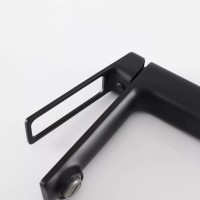 Смеситель для раковины Gid Cascada Niagara L057-BM-K, черный матовый