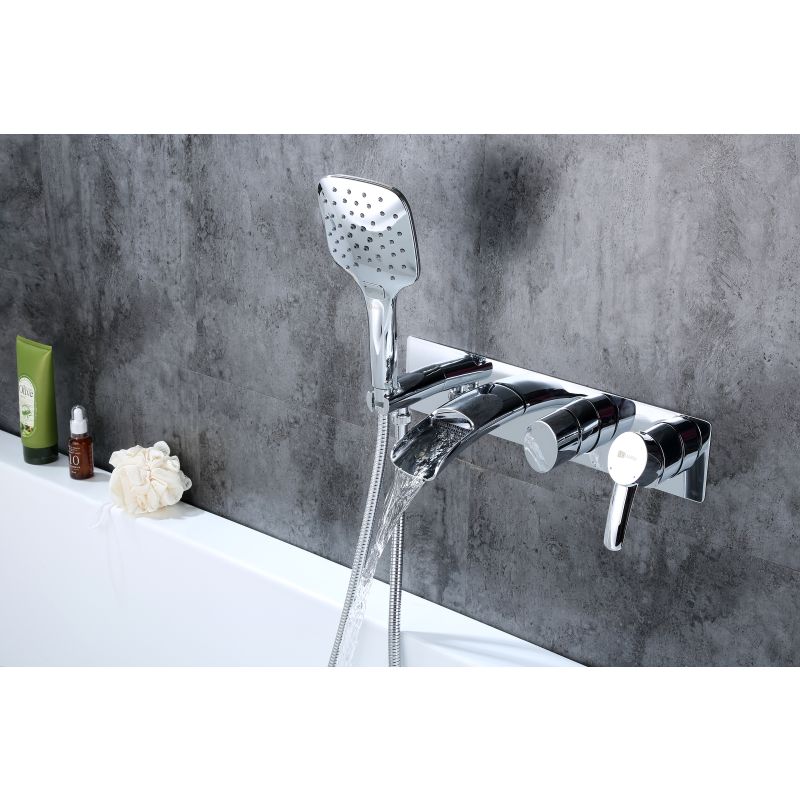 Смеситель для ванны с душем Lemark Atlantiss LM3224C Хром