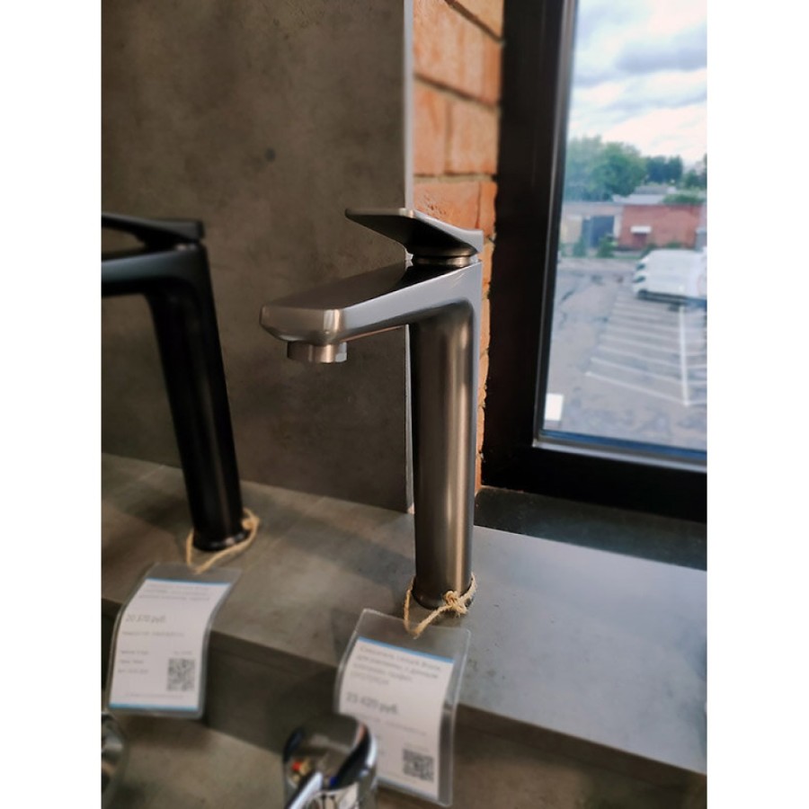 Смеситель для раковины Lemark Bronx LM3709GM, с донным клапаном, графит
