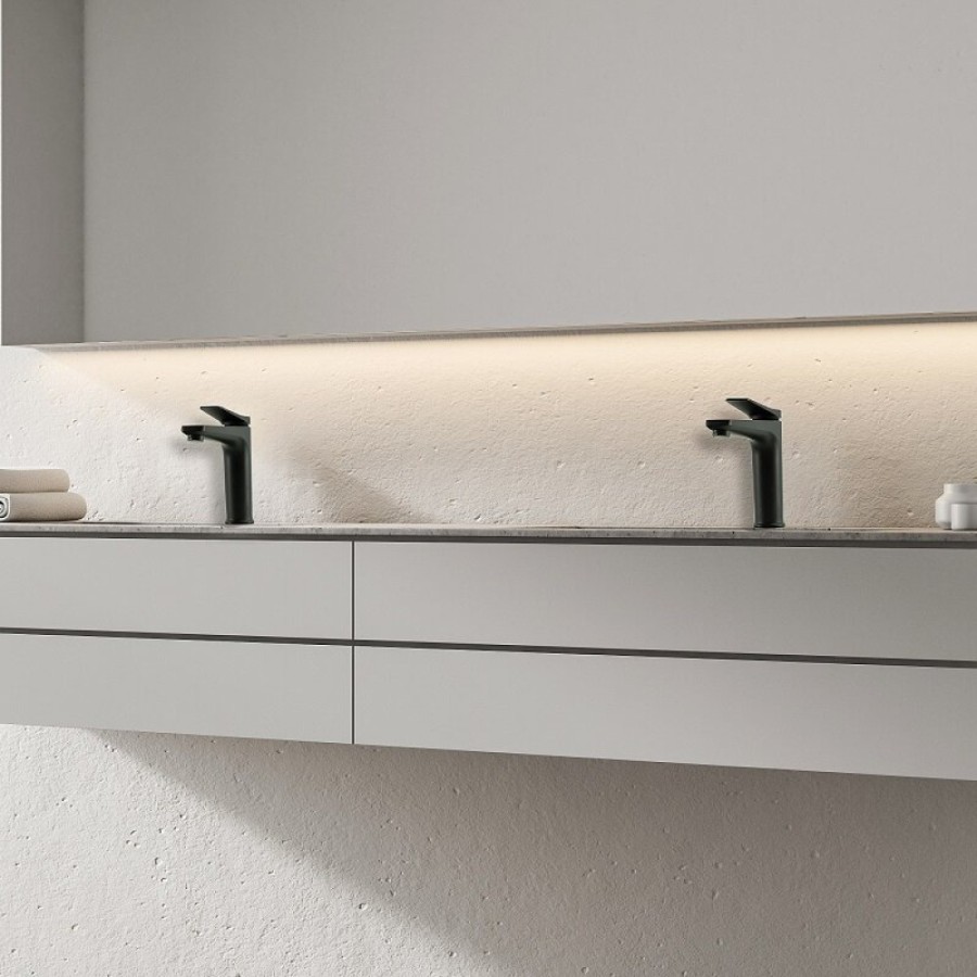 Смеситель для раковины Lemark Bronx LM3737BL, с донным клапаном, черный