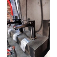 Смеситель для раковины Lemark Bronx LM3737GM, с донным клапаном, графит