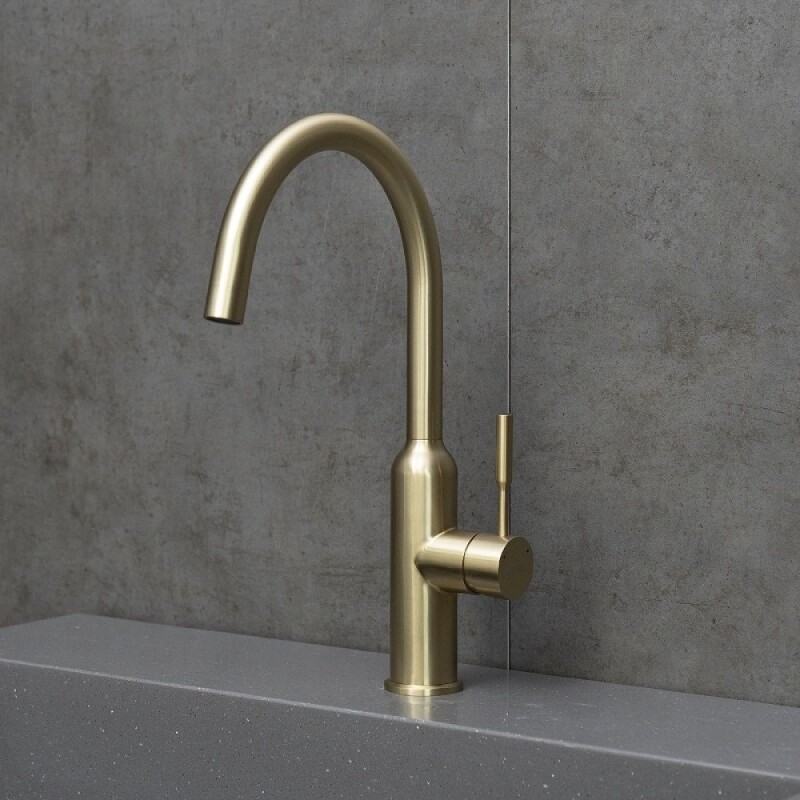Смеситель для кухонной мойки Lemark Expert LM5079LGN, золото