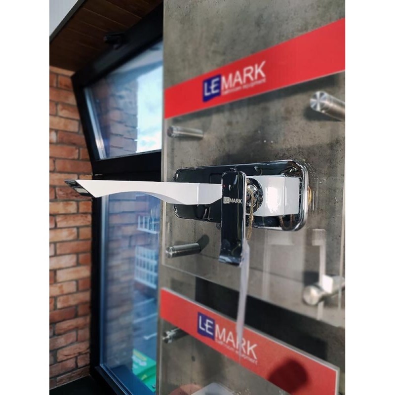 Смеситель для раковины Lemark Contest LM5826CW, хром/белый