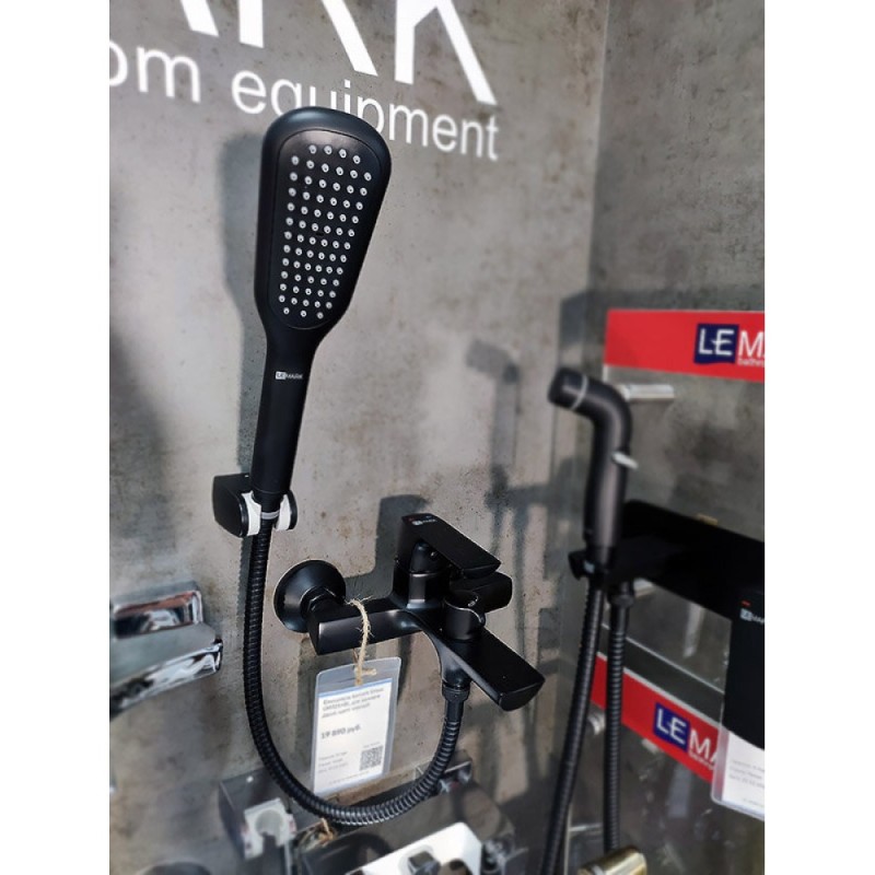 Смеситель Lemark Ursus LM7214BL для ванны и душа, цвет черный