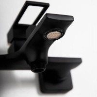 Смеситель для ванны и душа BelBagno Luce LUC-VASM-NERO, с душевым гарнитуром, черный матовый