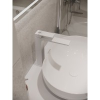 Смеситель Orange Lutz M04-121W для раковины, белый