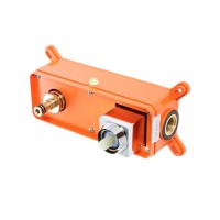 Смеситель Orange Lutz для раковины, хром, M04-722cr