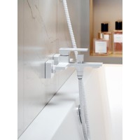 Душевая система Orange Lutz M04-932w с фиксированным изливом, белый матовый
