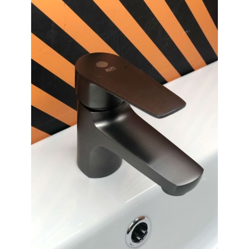 Смеситель Orange Loop для раковины, графит матовый, M26-021GR
