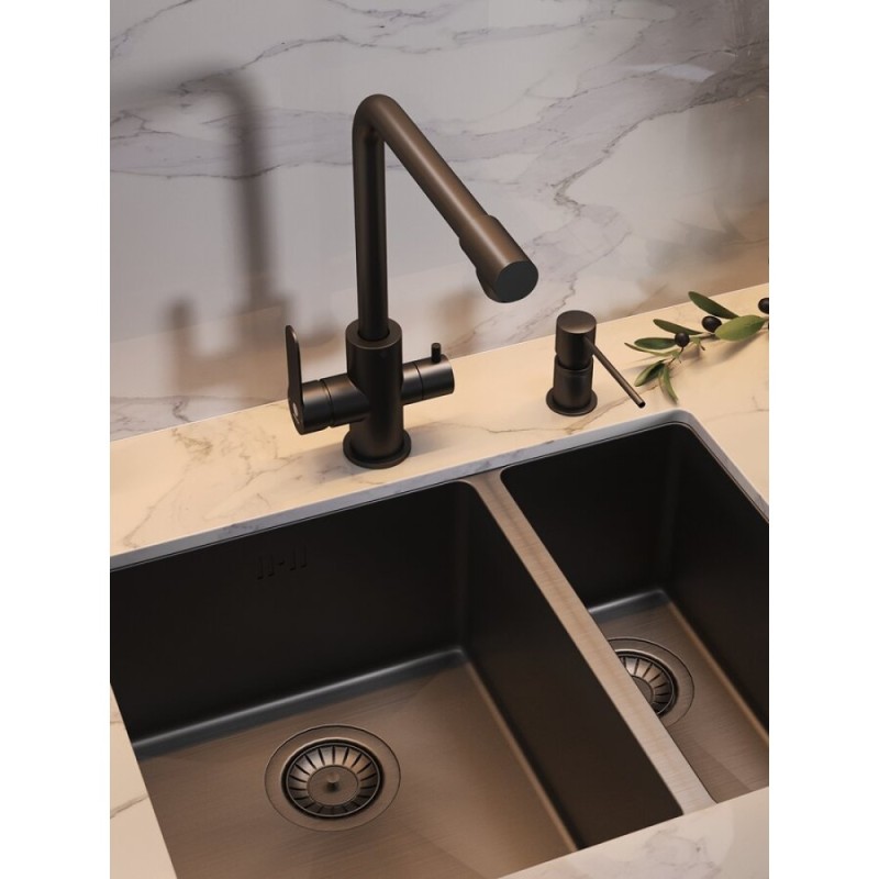 Смеситель Orange Steel M99-008b черный матовый для кухонной мойки, с возможностью подачи фильтрованной воды