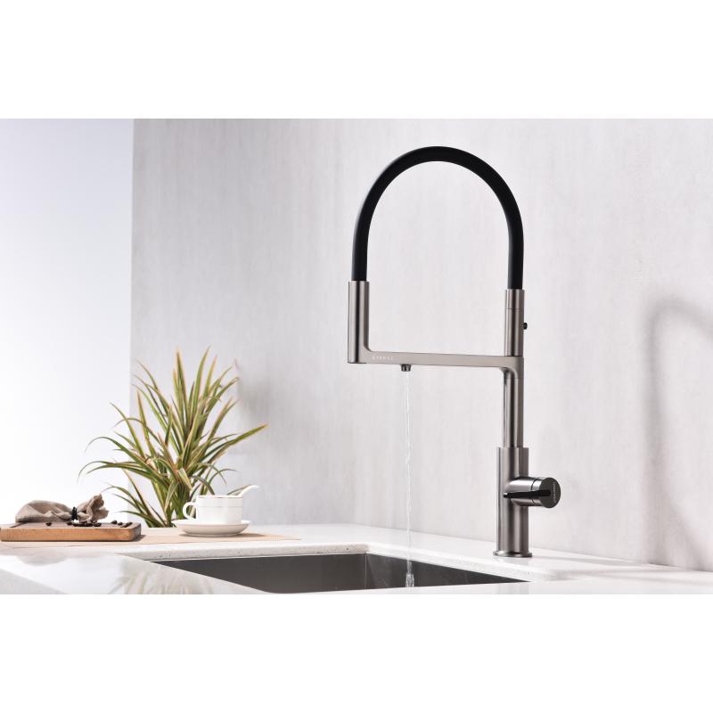 Смеситель для кухни Paulmark Tornado To213402-B Беретта