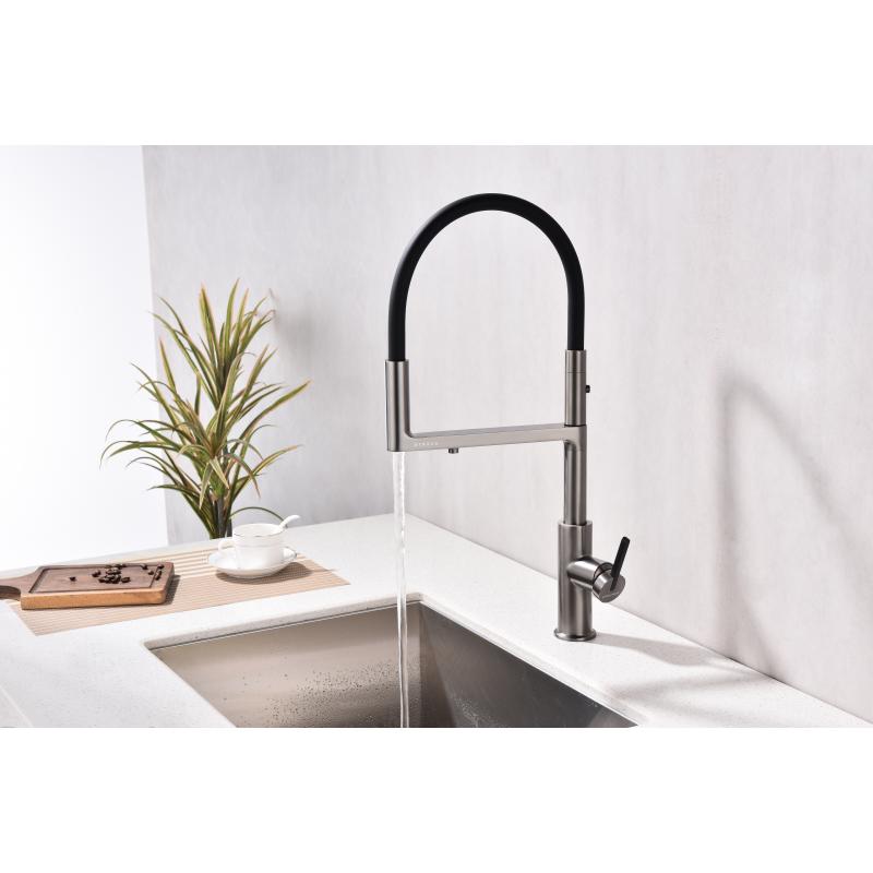 Смеситель для кухни Paulmark Tornado To213402-B Беретта