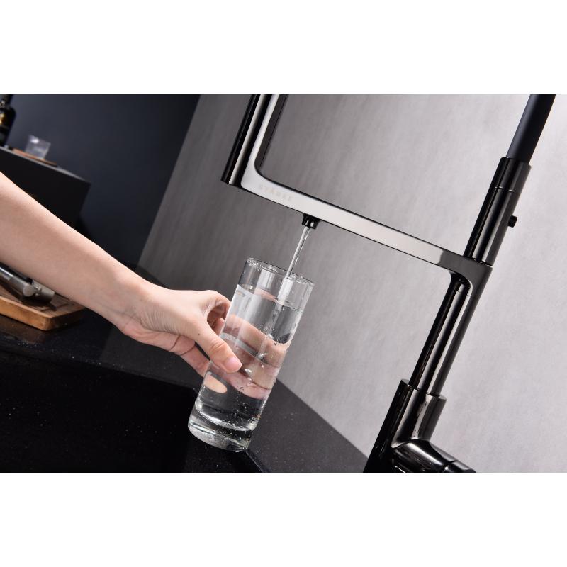 Смеситель для кухни Paulmark Tornado To213402-GB Черный глянцевый