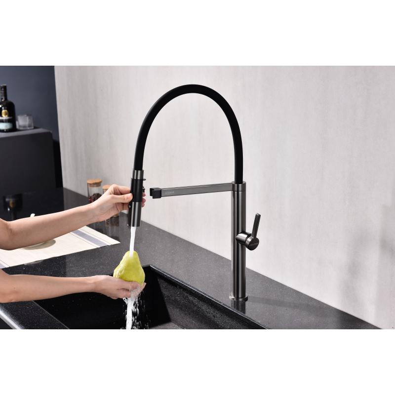 Смеситель для кухни Paulmark Leader Le214101-B Беретта