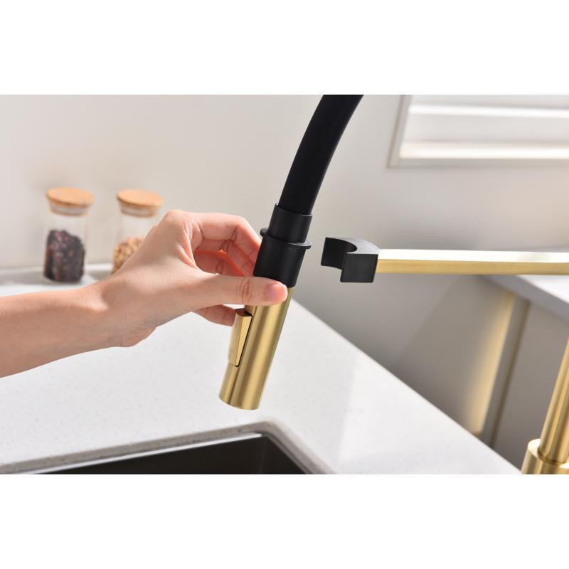 Смеситель для кухни Paulmark Halt Ha214021-SBG Светлое брашированное золото