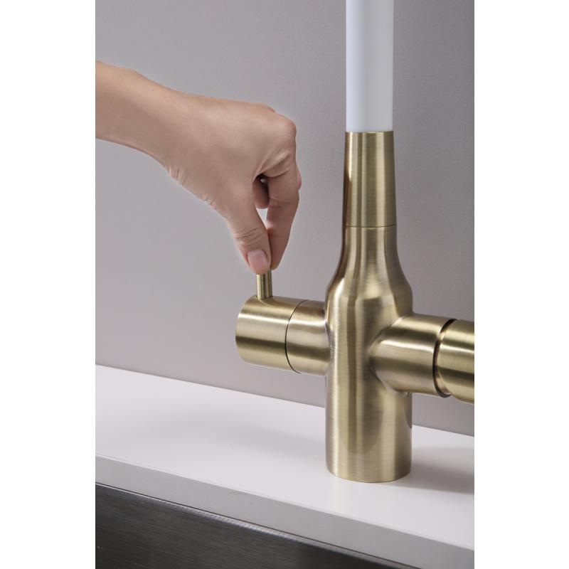 Смеситель для кухни Paulmark Salix Sa213419-BRw Бронза Белый