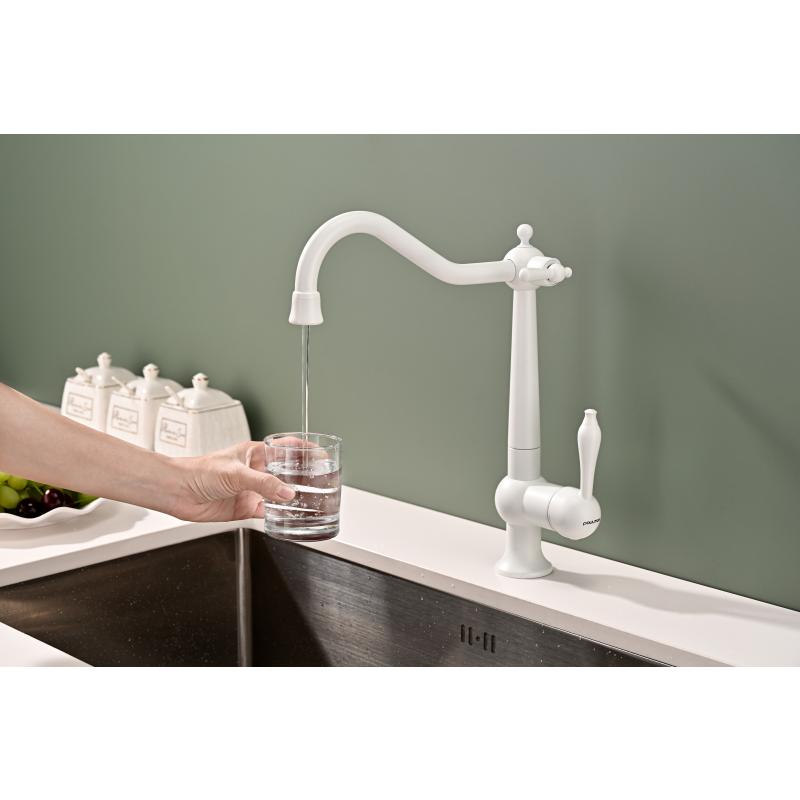 Смеситель для кухни Paulmark Retro Re213226-431 Белый матовый