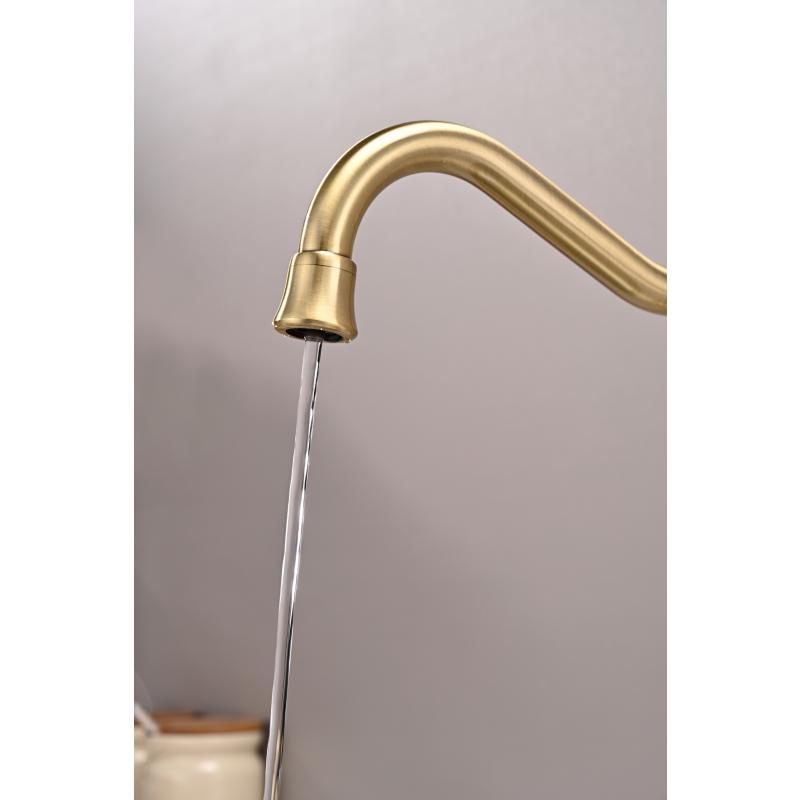 Смеситель для кухни Paulmark Retro Re213226-BR Бронза