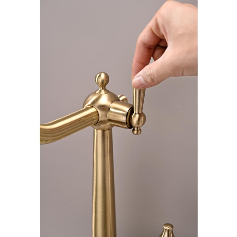 Смеситель для кухни Paulmark Retro Re213226-BR Бронза