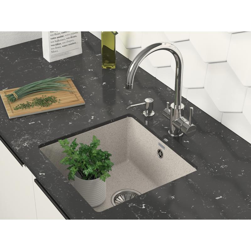 Дозатор для моющего средства Paulmark Rein D002CR Хром