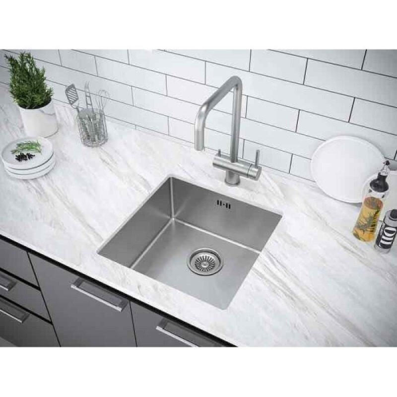 Мойка кухонная Paulmark Gerberg PM254444-BS, 44 см, брашированная нержавеющая сталь