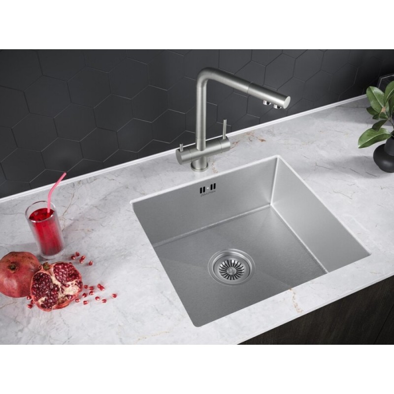 Мойка кухонная Paulmark Vista 44, PM304444-BS, брашированная нержавеющая сталь