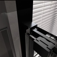 Душевая дверь Veconi Premium Trento PTD30-B-140-01-C4, 140 см, стекло прозрачное, профиль черный матовый