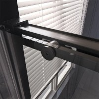 Душевая дверь Veconi Premium Trento PTD40-B-140-01-C4, 140 см, стекло прозрачное, профиль черный матовый