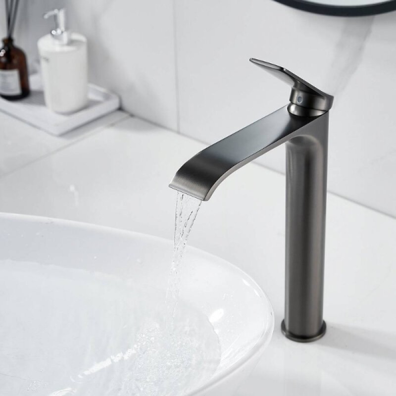 Смеситель для раковины Shevanik S4111T, вороненая сталь, gunmetal