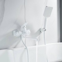 Смеситель для ванны и душа Shevanik S9902C, с душевым гарнитуром, цвет белый матовый