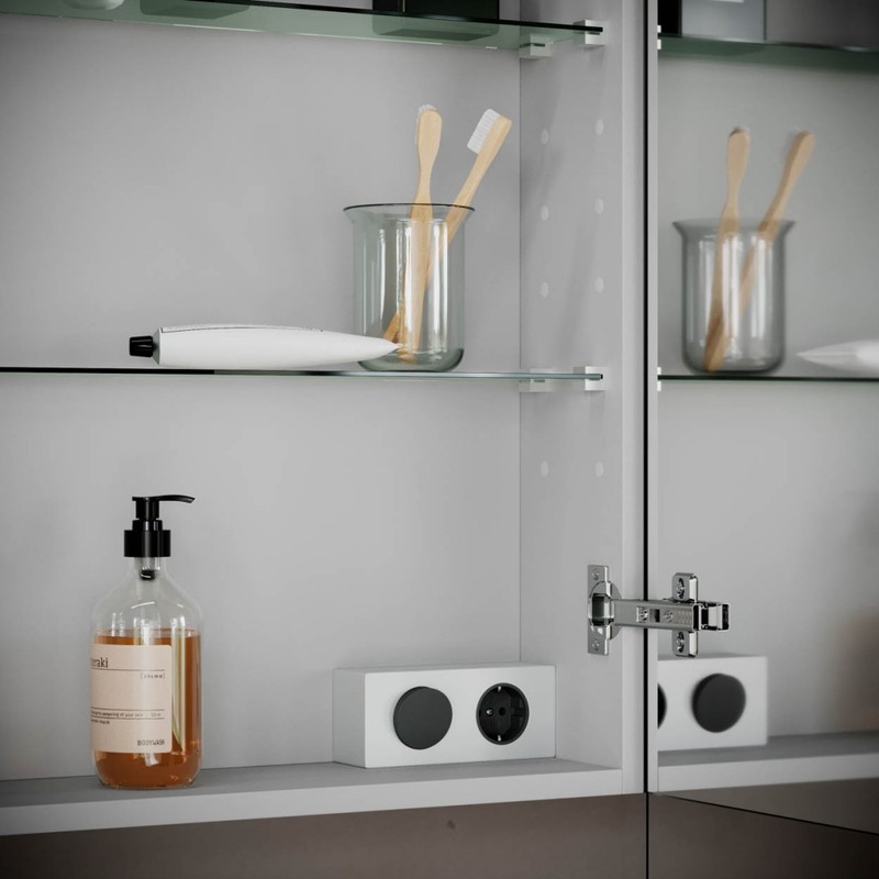 Зеркальный шкаф для ванной комнаты  SANCOS Hilton 1000x148х740 мм, с LED подсветкой, арт.Z1000