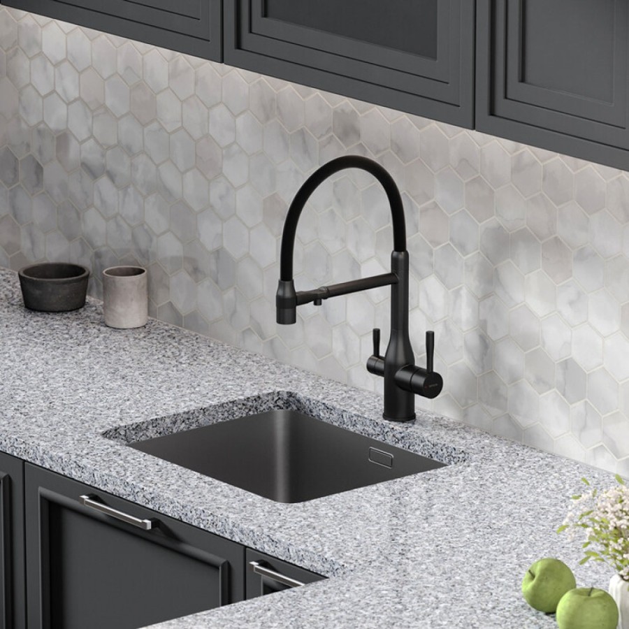 Смеситель для кухонной мойки Sancos Garda SC4009MB, с подключением к фильтру, с гибким изливом, цвет черный матовый