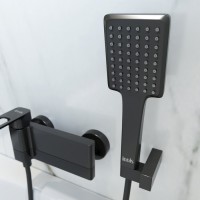 Смеситель Iddis Slide SLIBL00i02 для ванны, черный