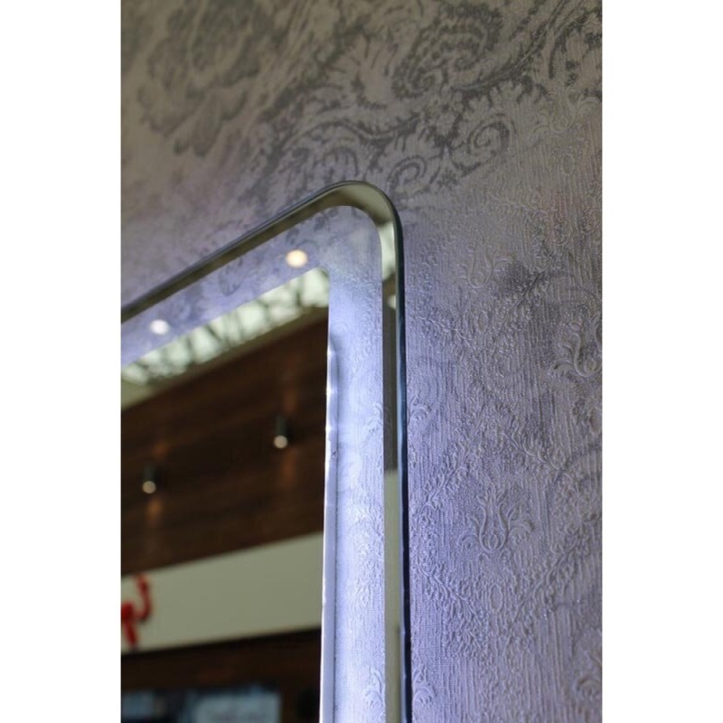 Зеркало BelBagno Fly SPC-600-800-LED, со светодиодным светильником, сенсорным выключателем и с прозрачной окантовкой
