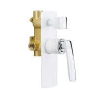 Душевая система скрытого монтажа Timo Helmi SX-4069/00-16SM chrome white, 2-х режимная, белая/хром
