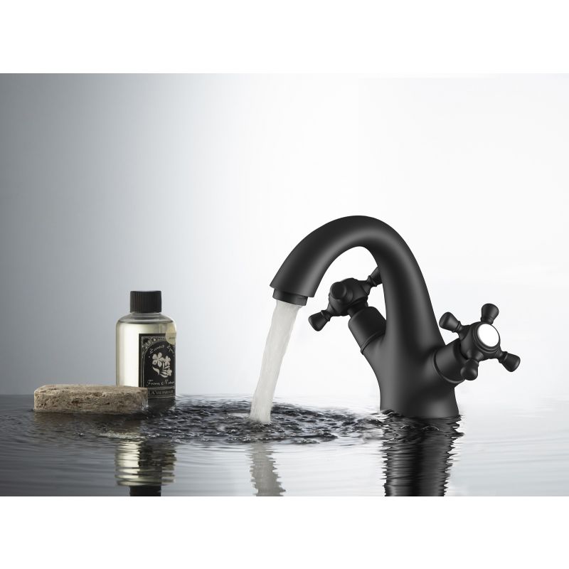 Смеситель для раковины Timo Nelson 1911/03F Черный