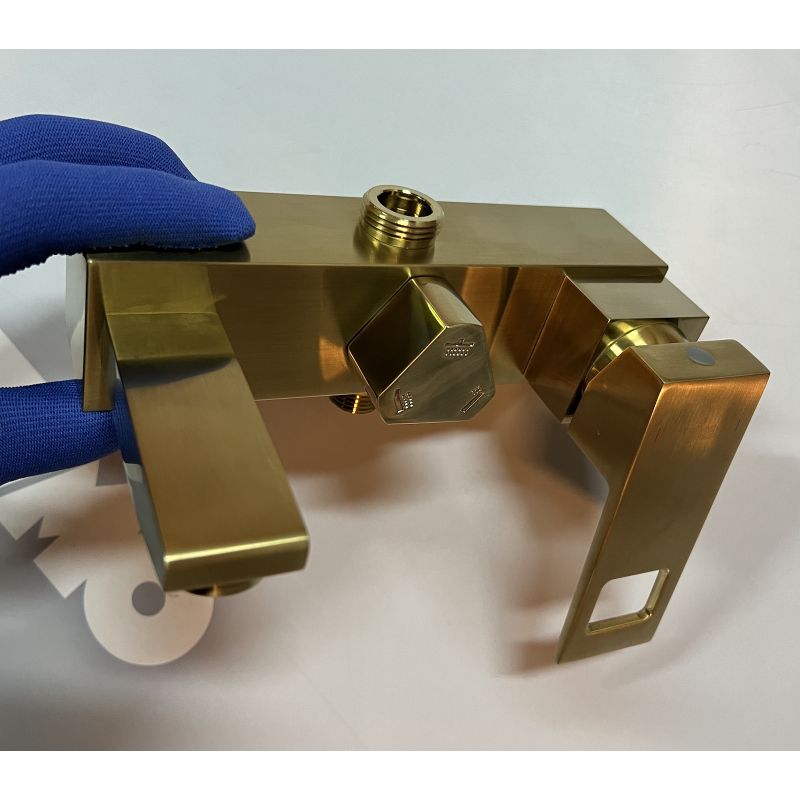 Душевая система Timo Briana SX-7130/17 Золото матовое