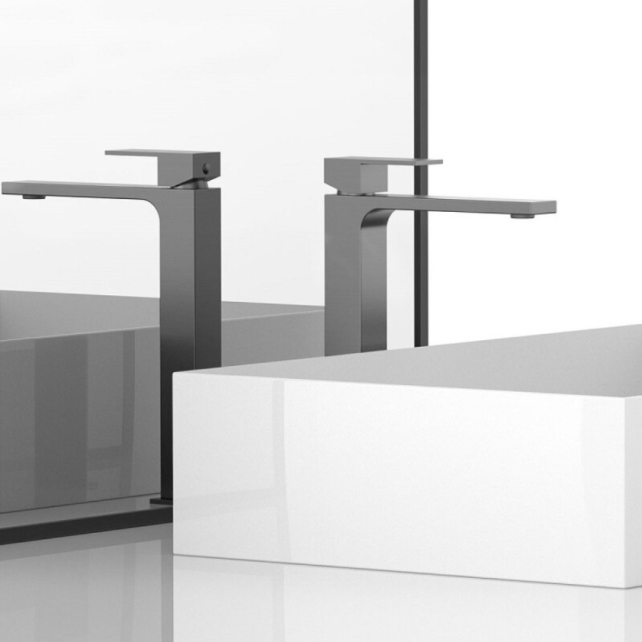 Смеситель Vincea Cube VBF-1C02GM для раковины, воронёная сталь, gunmetal