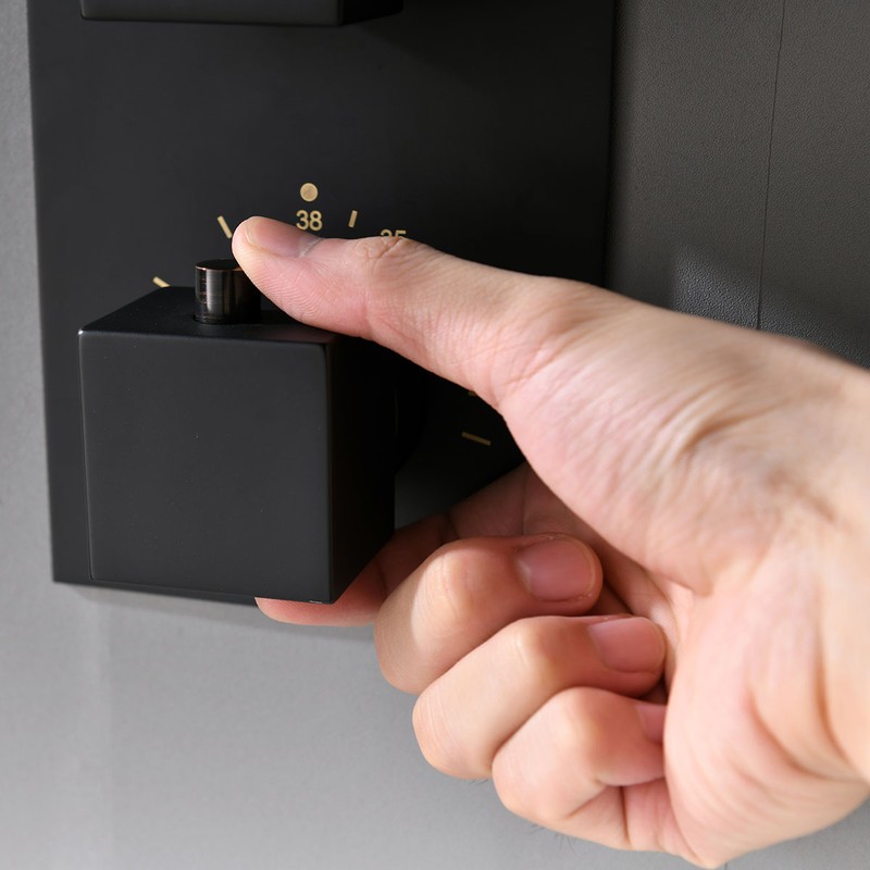 Душевой комплект Vincea  VSFW-102TMB термостатический встраиваемый, двухрежимный, черный