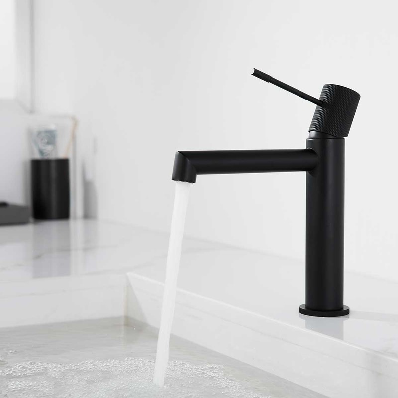 Смеситель для раковины Vincea Desire VBF-1D1MB , черный