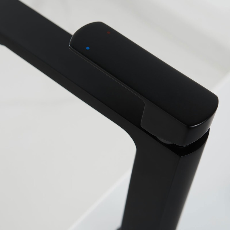 Смеситель для раковины Vincea Next VBF-1N1MB , черный